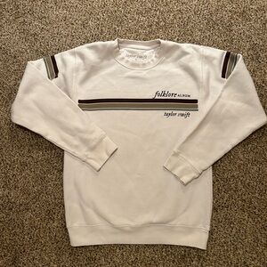 Taylor swift sweatshirt, size Small! Worn twice, excellent condition!